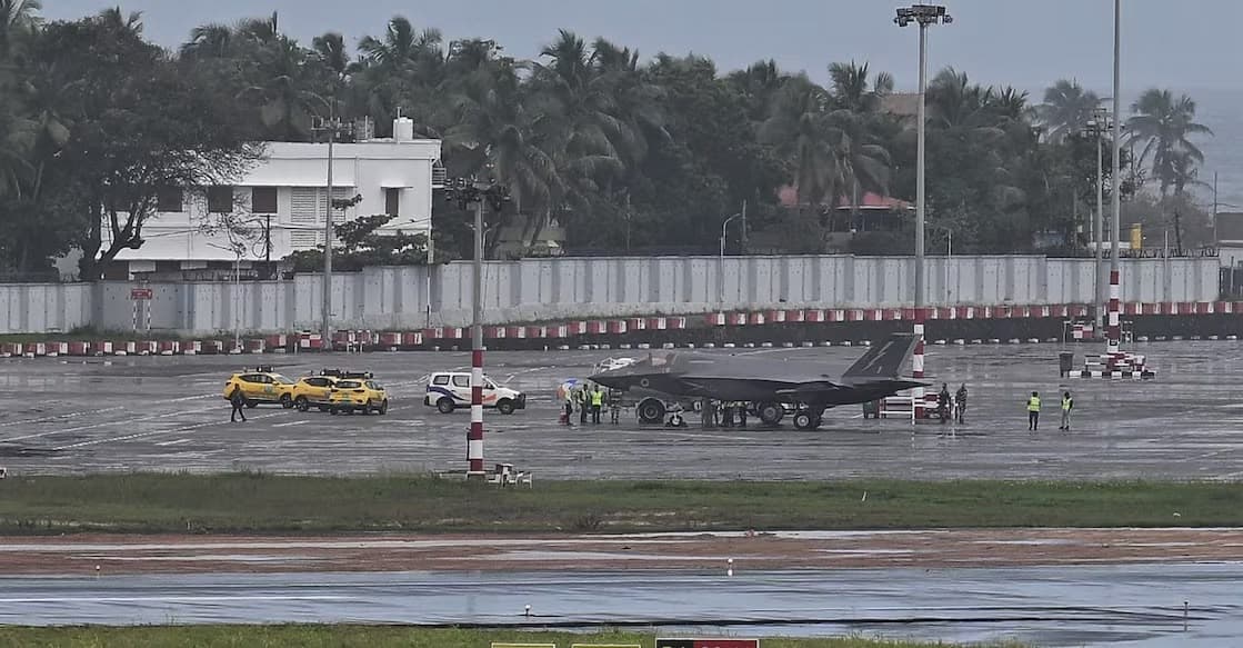 UK F-35B Makes Emergency Landing in India, Awaits Engineering Support