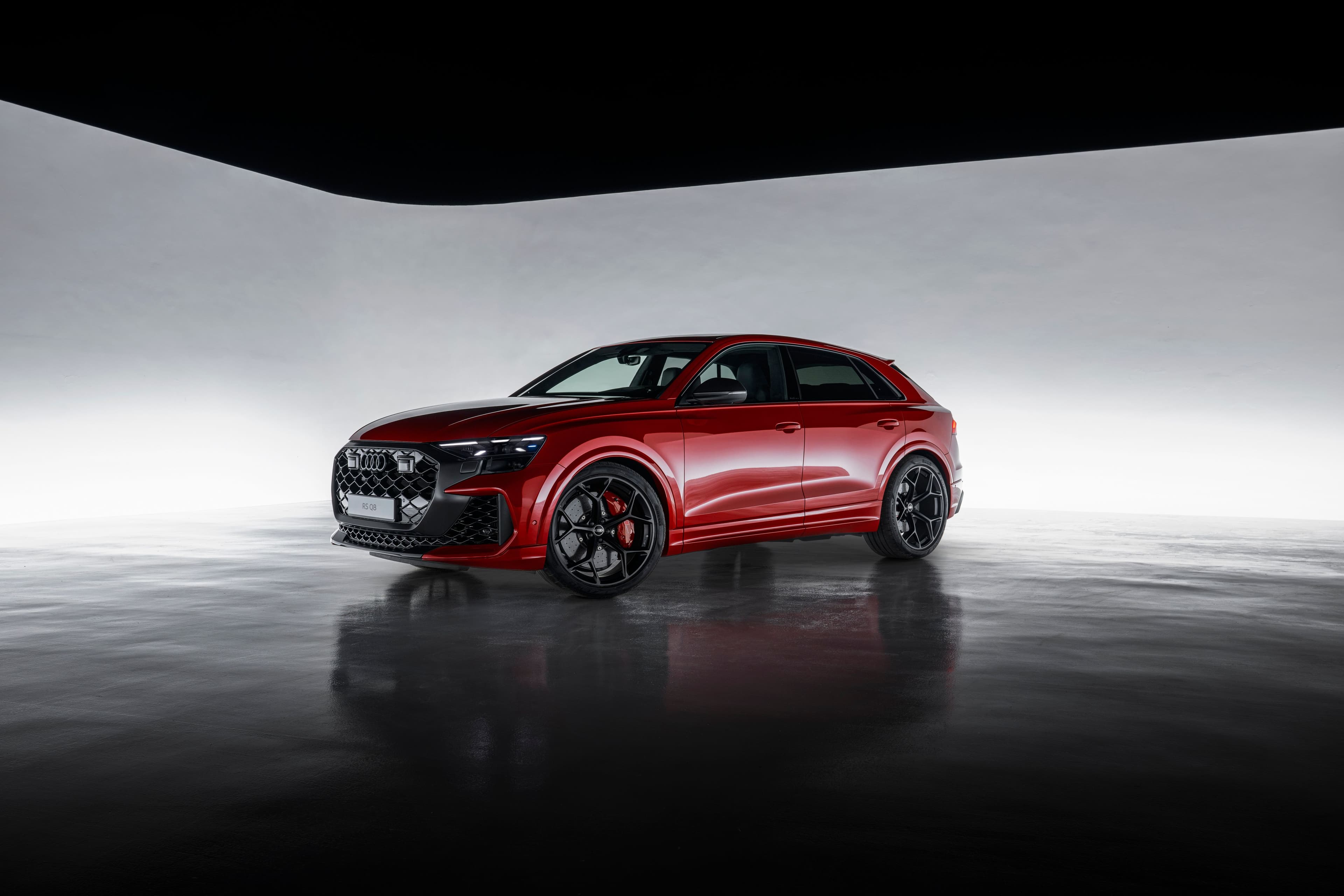 Audi RS Q8 Performance: Fusion Of Luxury And Power