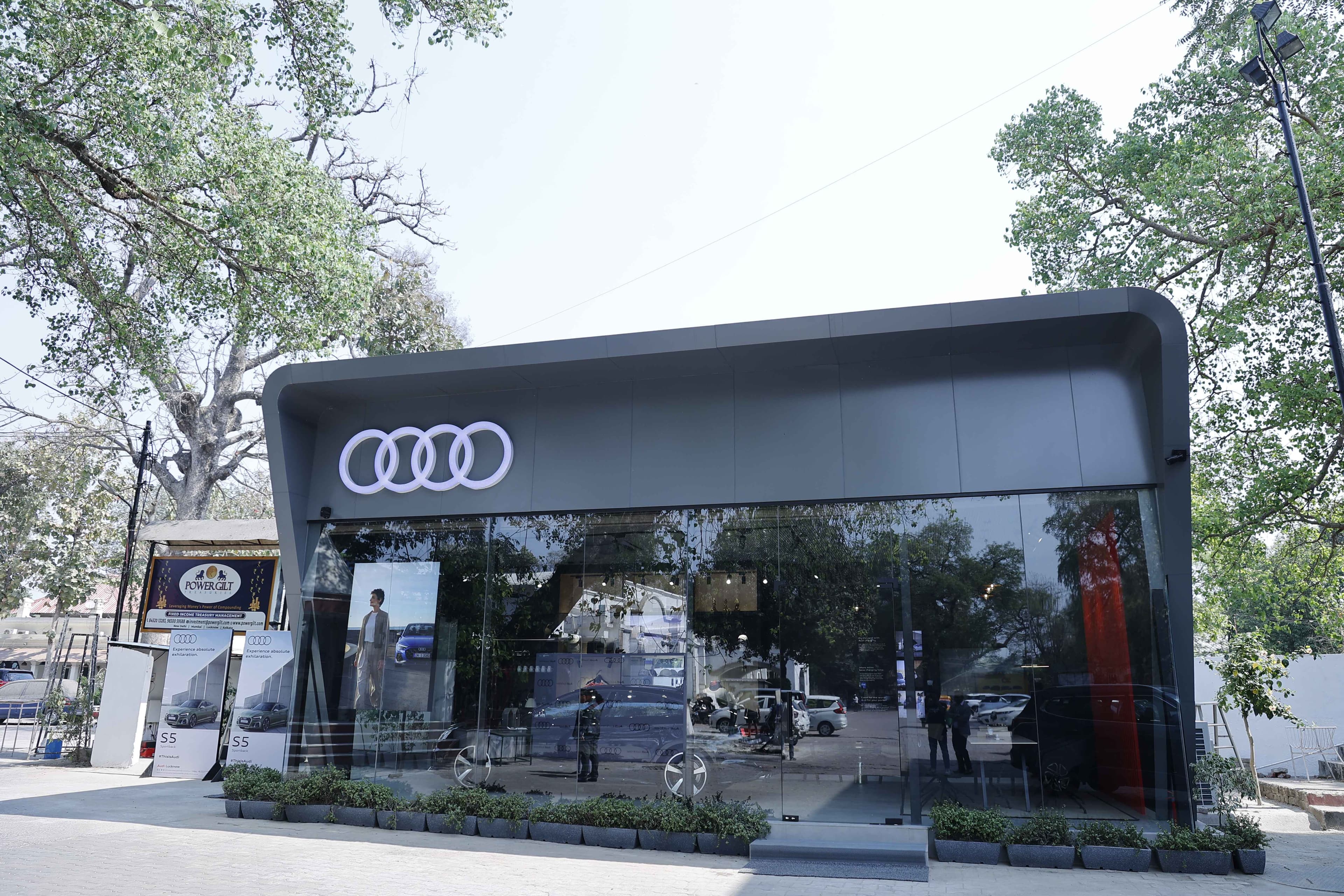 Audi India Opens Pop-Up Store in Kanpur