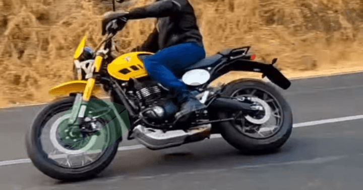 2025 Triumph Scrambler 400 XC spotted testing in India