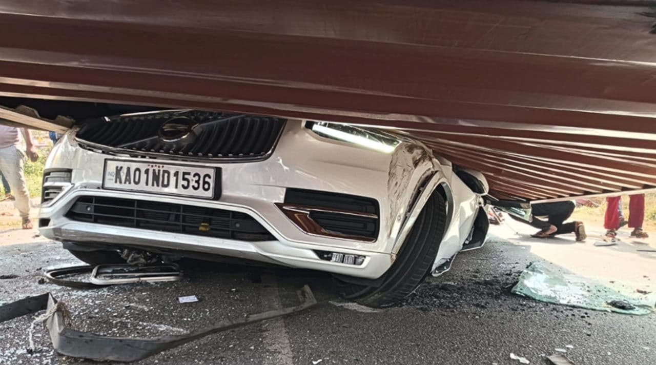 Volvo XC 90 Fatal Accident on Highway Claims Six Lives