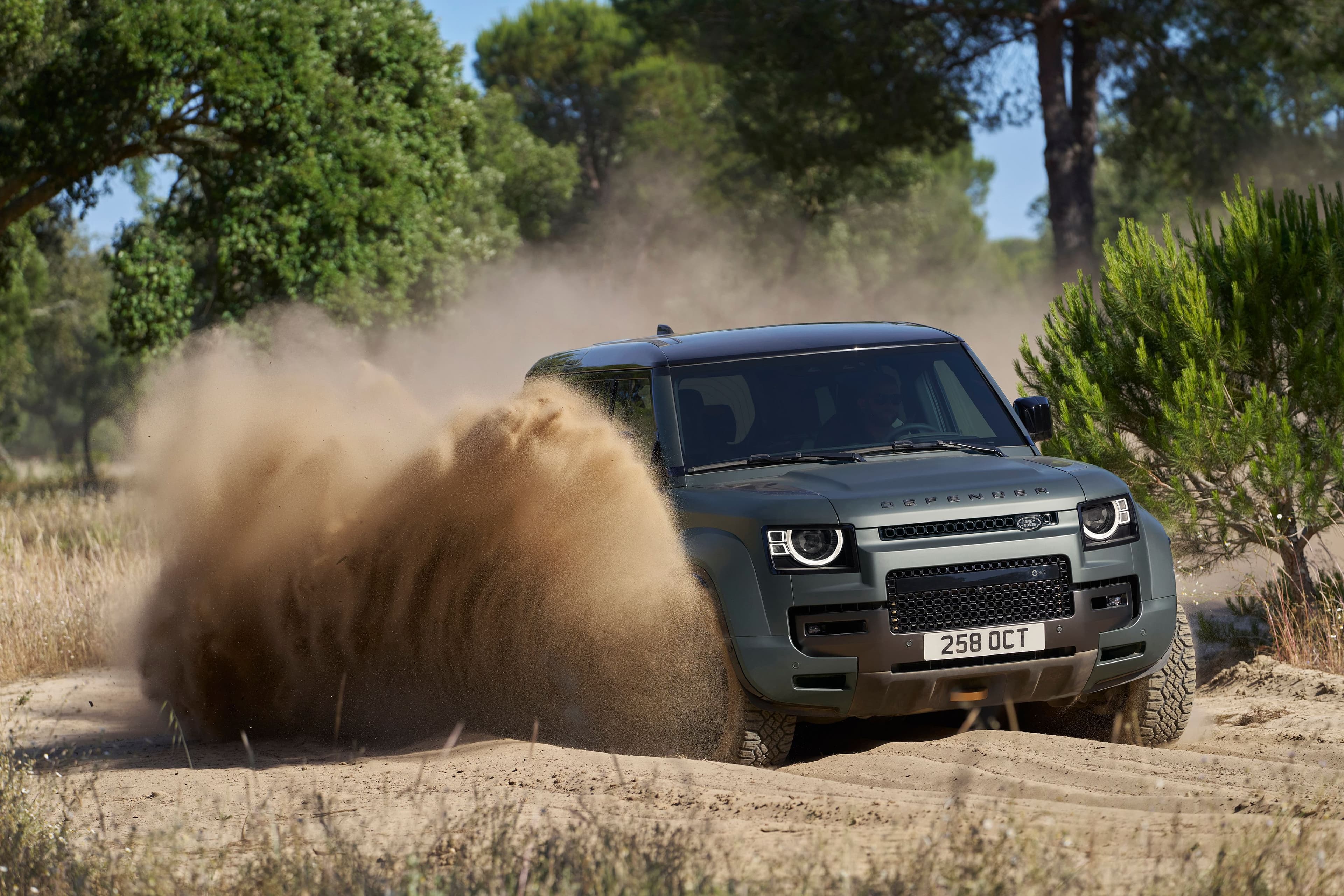 Land Rover Defender Octa: Pricing and Variants